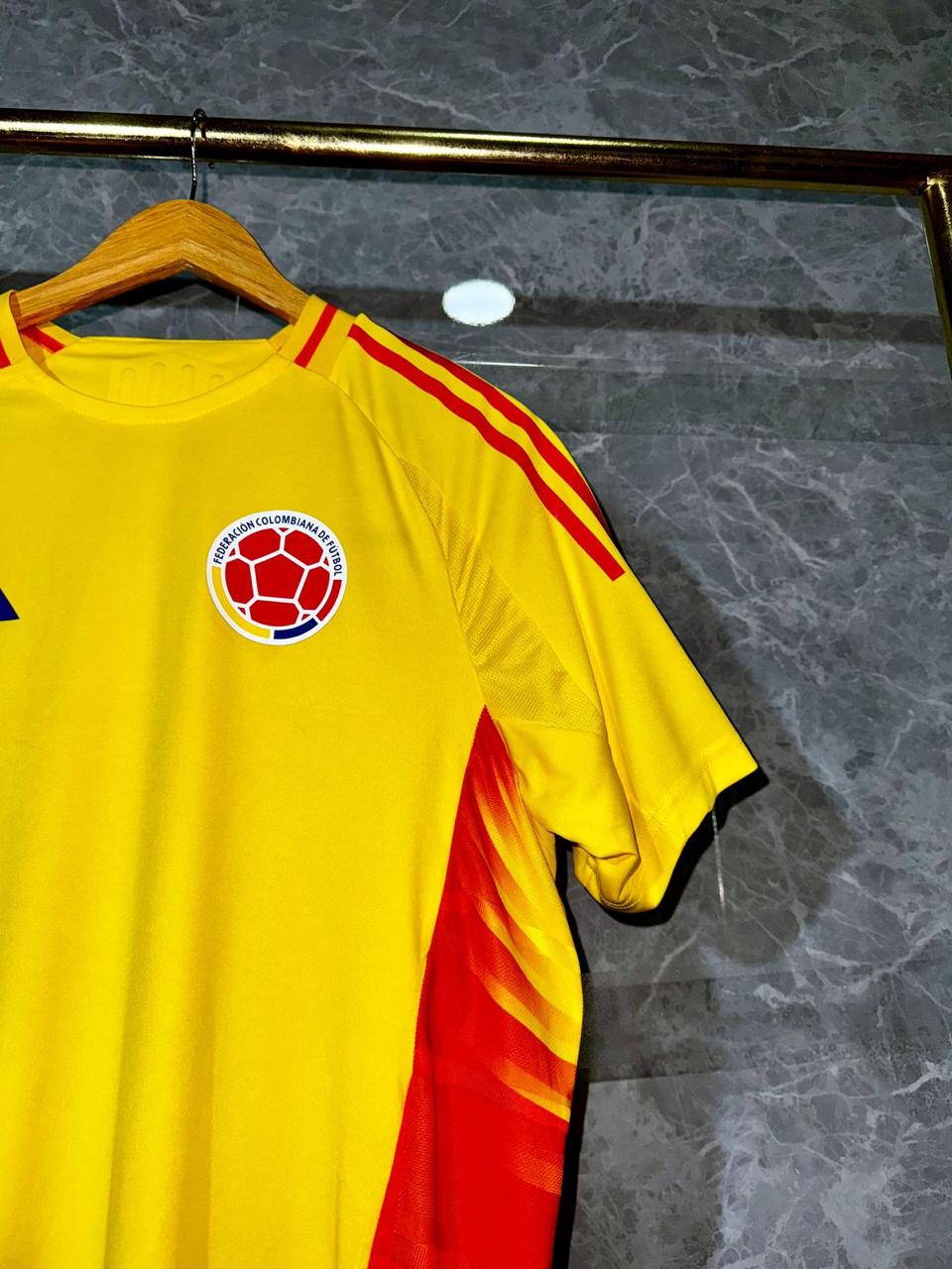 Camiseta colombia amarilla D1