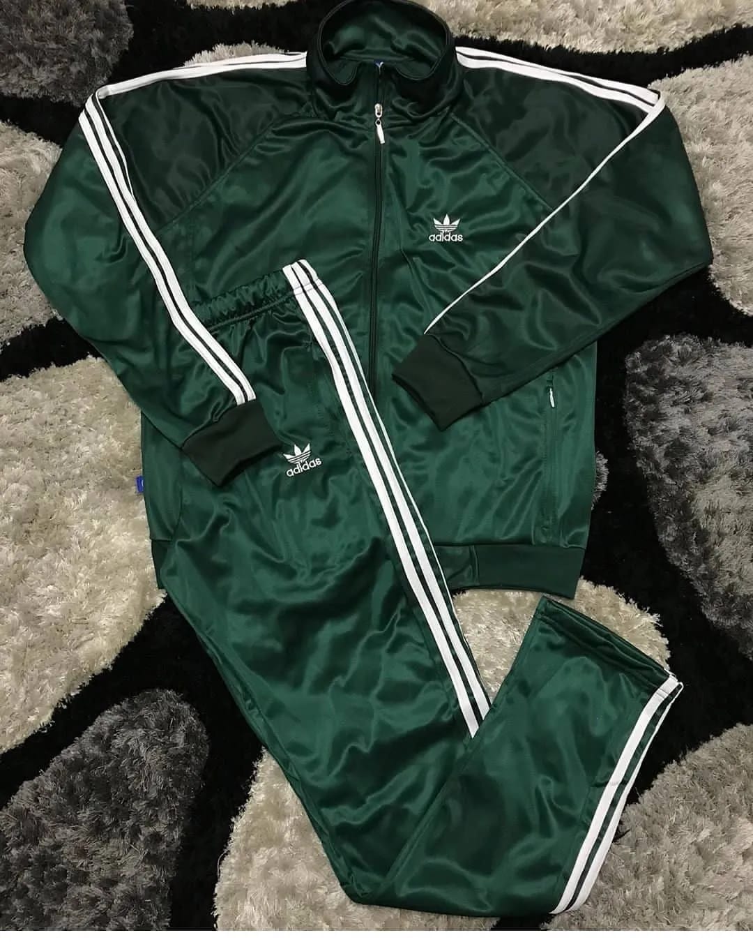 Conjunto de sudadera adidas T9