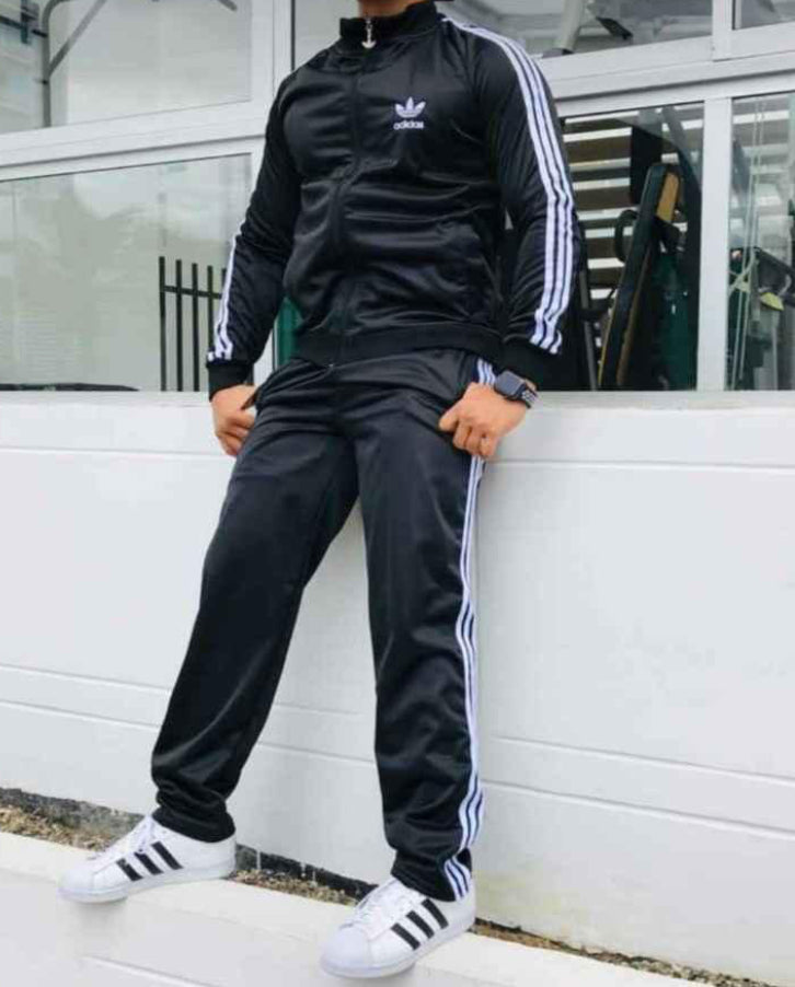 Conjunto de sudadera adidas T9