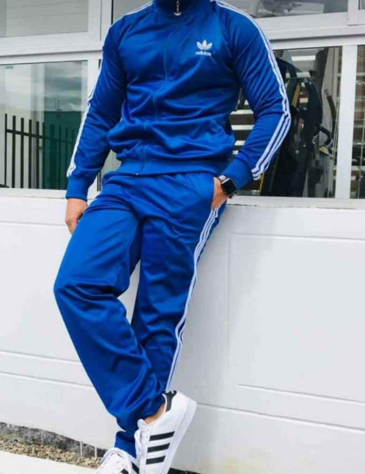Conjunto de sudadera adidas T9